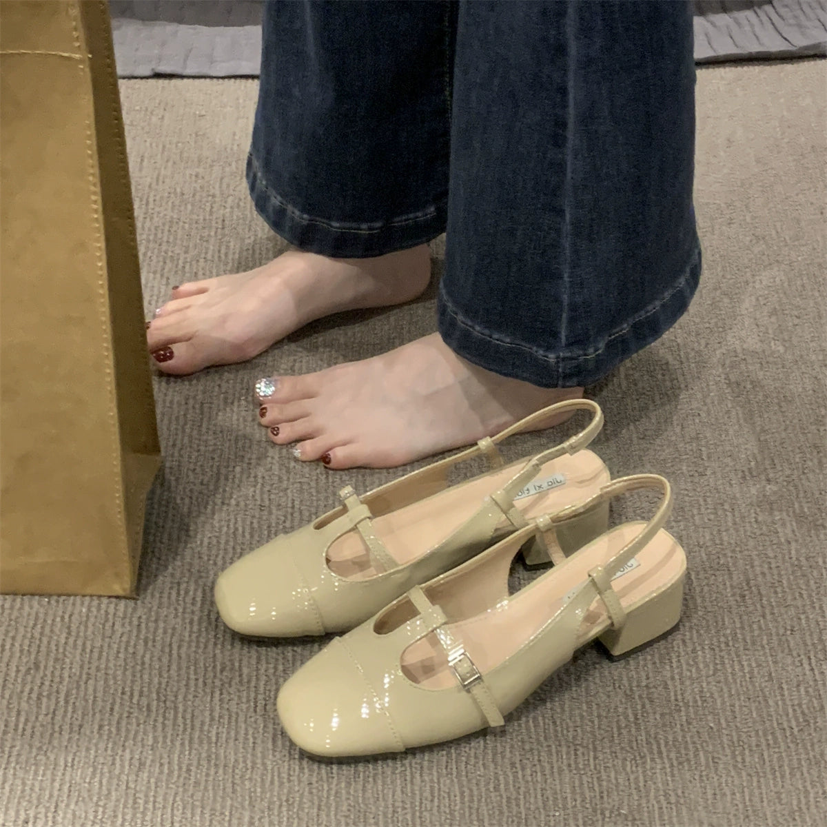 Not Tired, Thick Heel with Skirt Elegant Shallow Mouth Sandals