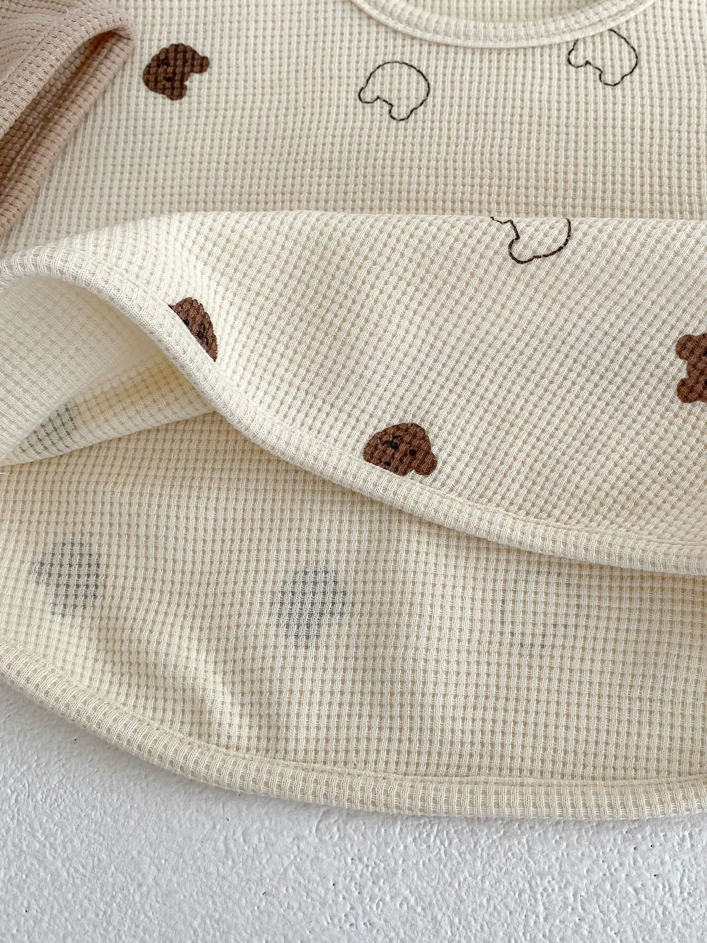 New Male and Female Baby Waffle Bear Suit Summer Infant Casual and Comfortable Short sleeve Shorts Two-piece Set Summer