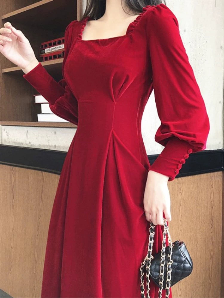 Bride's Home Visit Elegant Velvet Dress Evening Gown