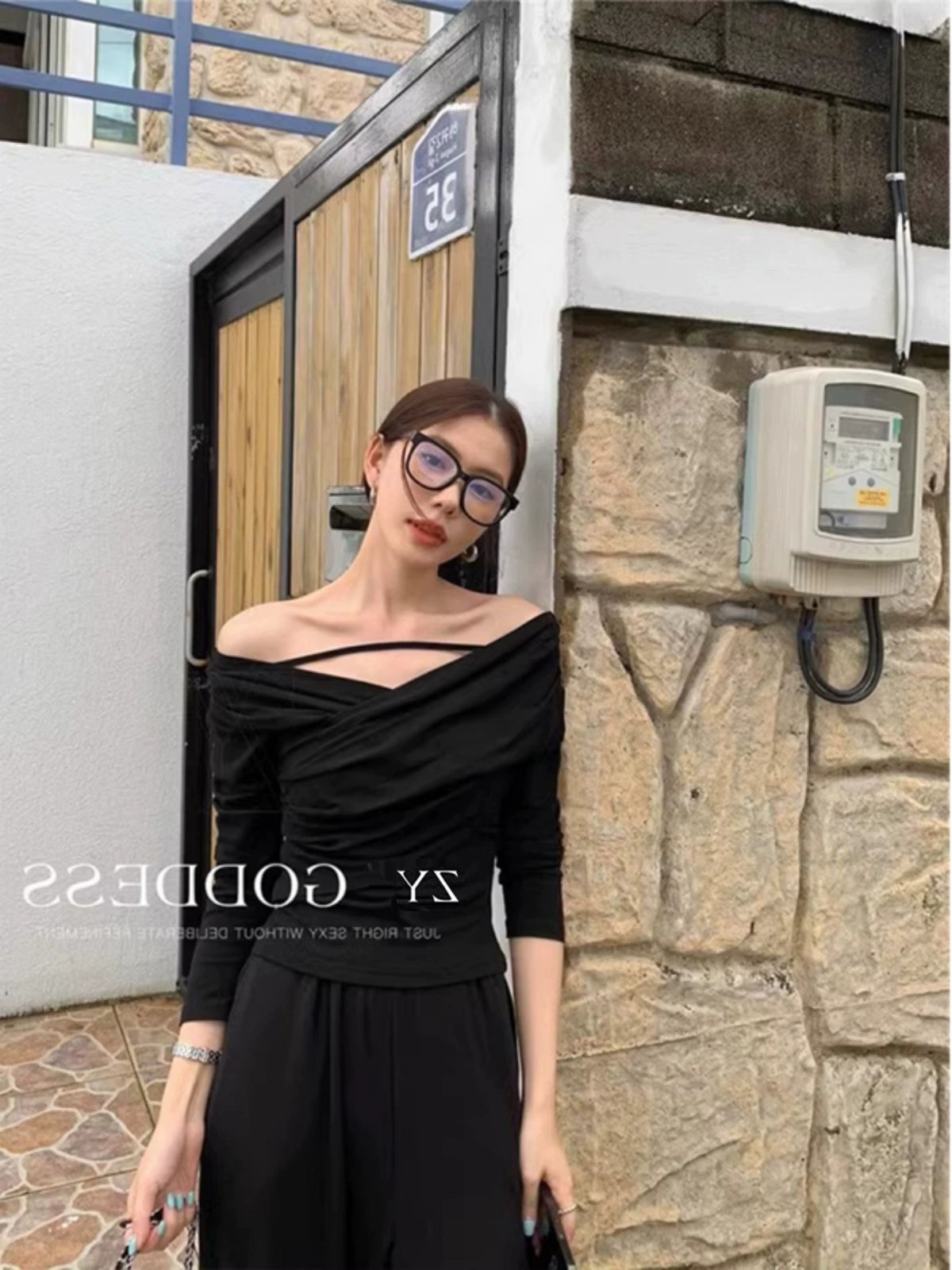 Oblique Shoulder Fancy Abdomen-Control Black Upper Clothes Long Sleeves T-shirt