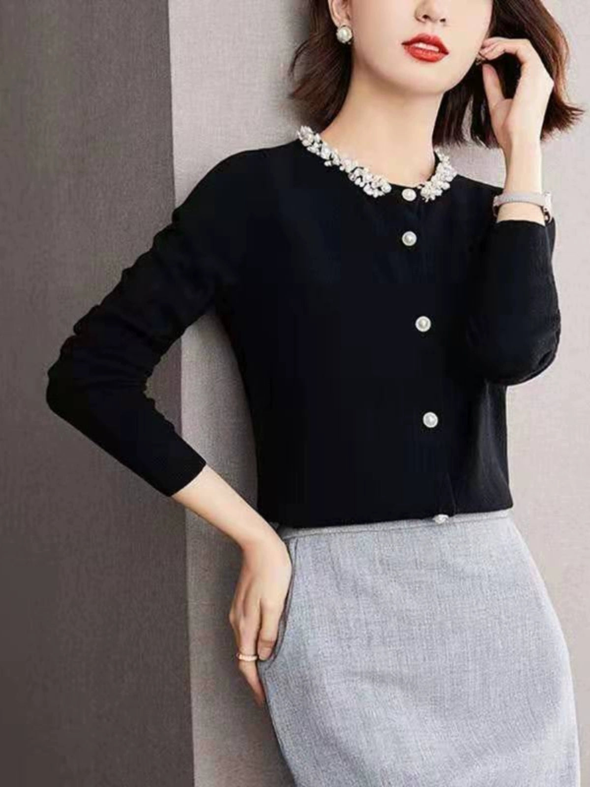 White Collar Girdear New Spring and Autumn Wool Knit Cardigan Beaded