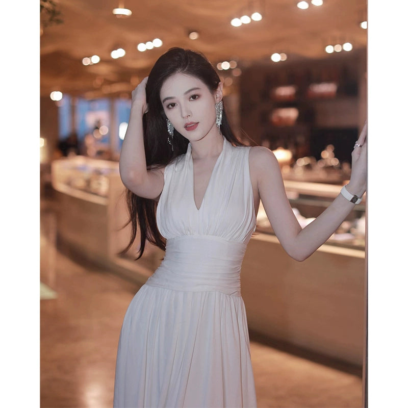 Classic Style Nicky Spring V Neck Dress Dress
