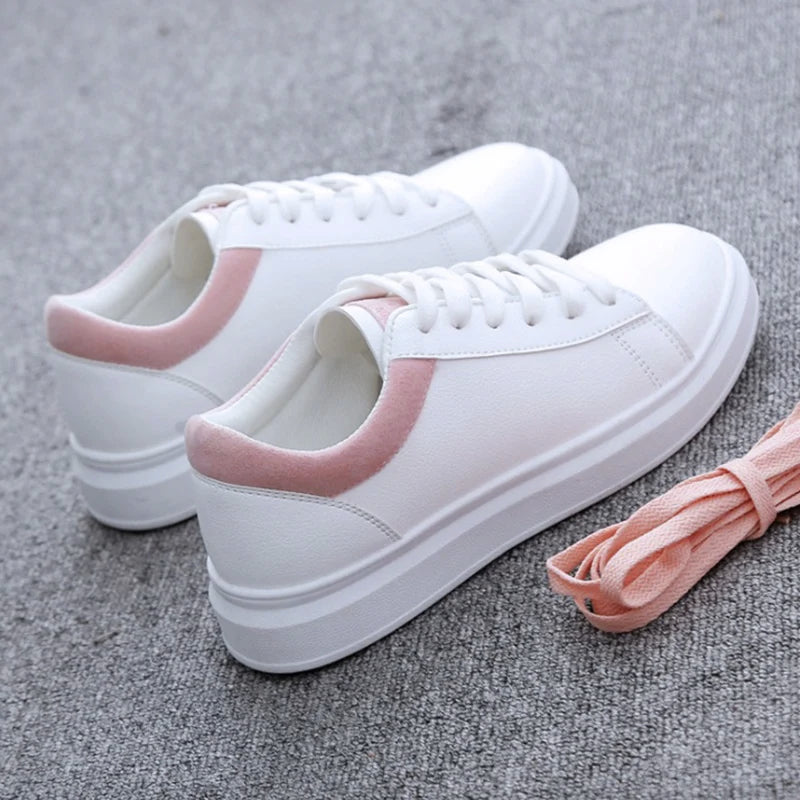 Women Casual Shoes 2018 Autumn Women Sneakers Fashion Breathable PU Leather Platform White Women Shoes Soft Footwears